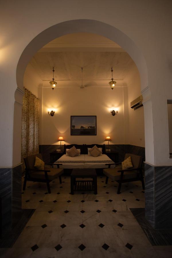 Hotel Diggi Palace Divisione di Jaipur Esterno foto