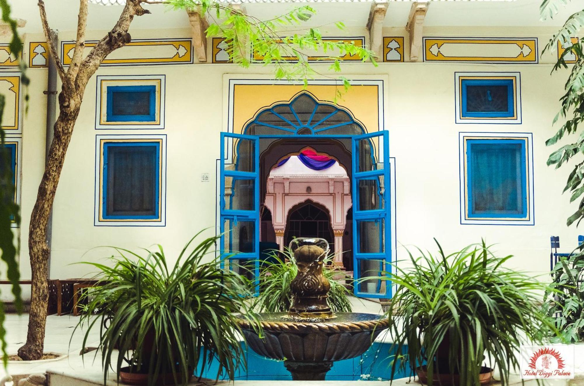Hotel Diggi Palace Divisione di Jaipur Esterno foto