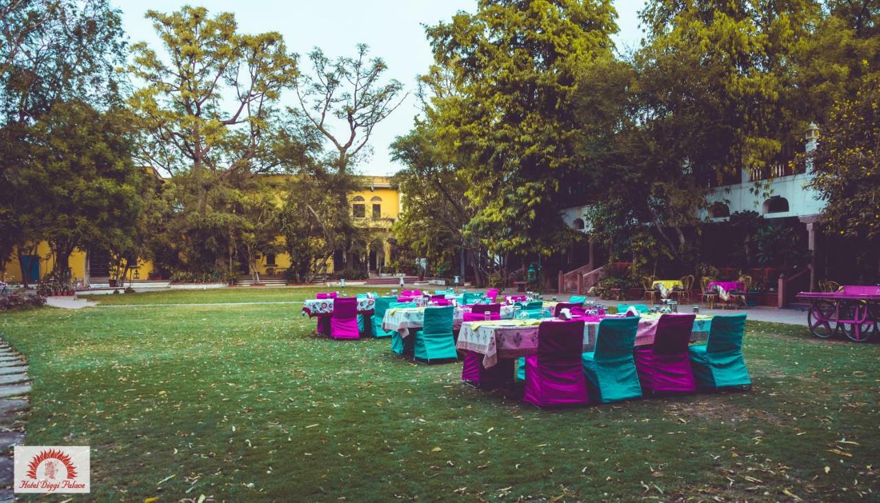 Hotel Diggi Palace Divisione di Jaipur Esterno foto