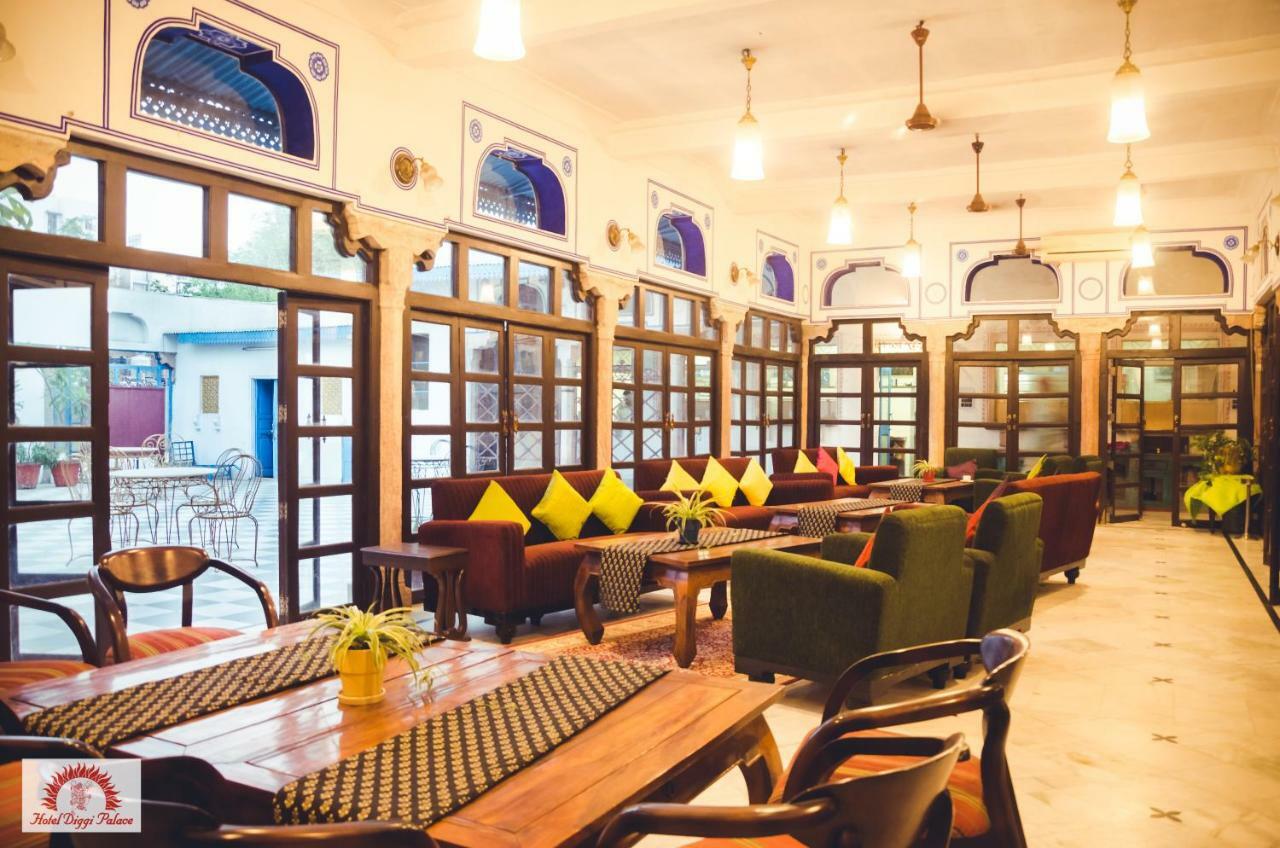 Hotel Diggi Palace Divisione di Jaipur Esterno foto
